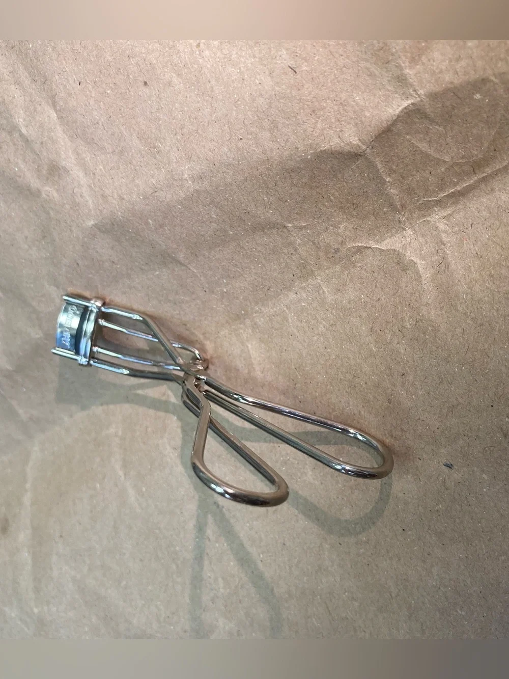 Shiseido mini eyelash curler